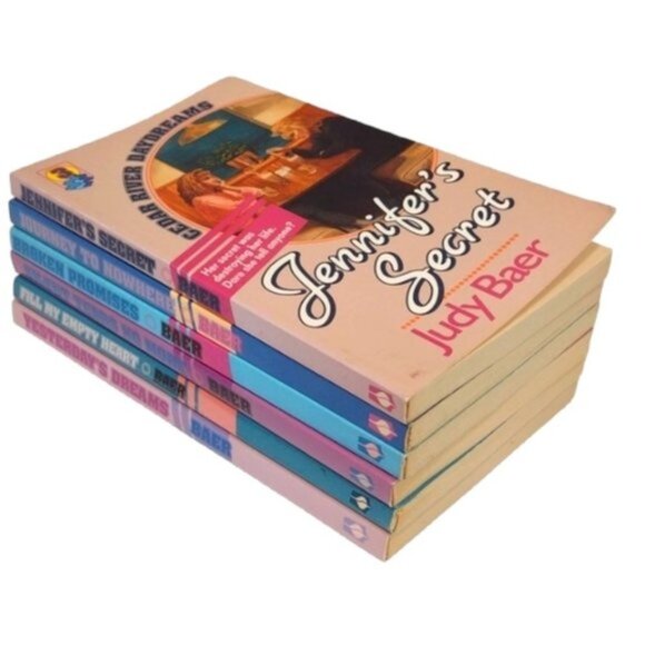 Lot of 6 Paperbacks Cedar River Daydreams 3 - 5, 7 - 9, Judy Baer Bethany House - Picture 1 of 12
